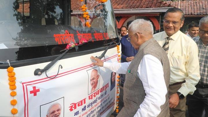 राज्यपाल श्री पटेल ने की सिकल सेल टेस्टिंग मोबाइल वैन लोकार्पित